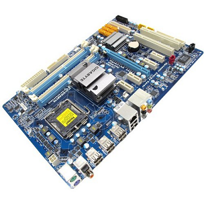 Материнская плата GIGABYTE GA-EP43T-UD3L – фото