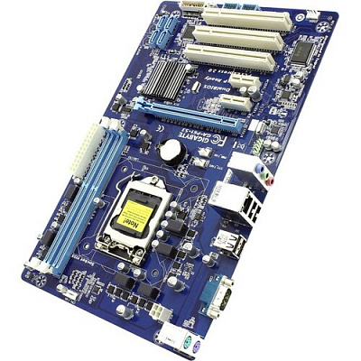 Материнская плата GIGABYTE GA-P61-S3 – фото