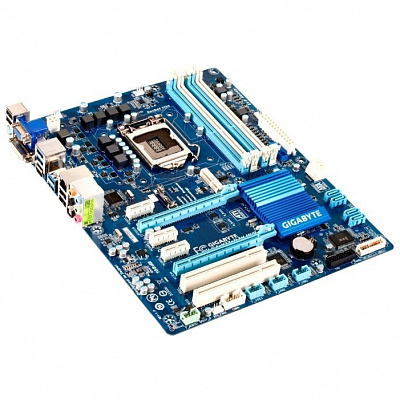 Материнская плата GIGABYTE GA-H77-D3H – фото