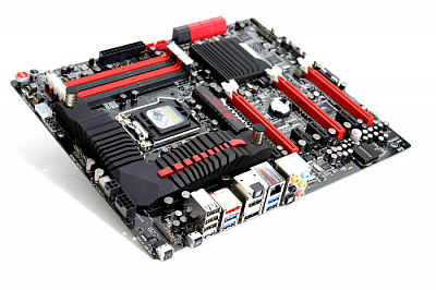 Материнская плата ASUS MAXIMUS V FORMULA – фото