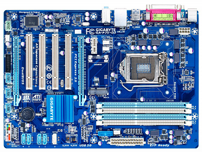 Материнская плата GIGABYTE GA-P75-D3 – фото